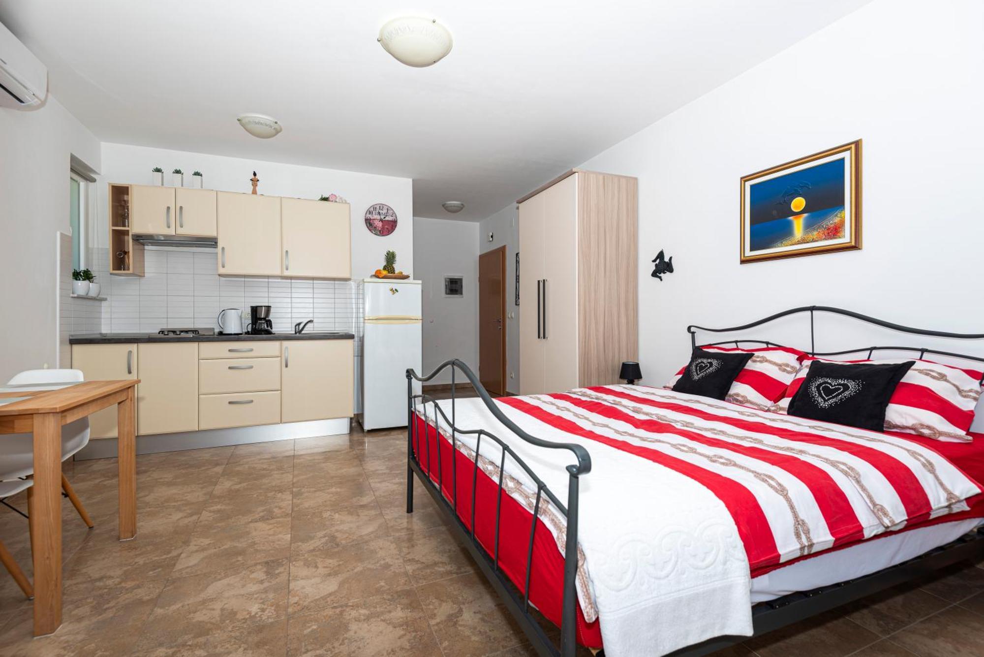 Apartments Veronika Паг Экстерьер фото