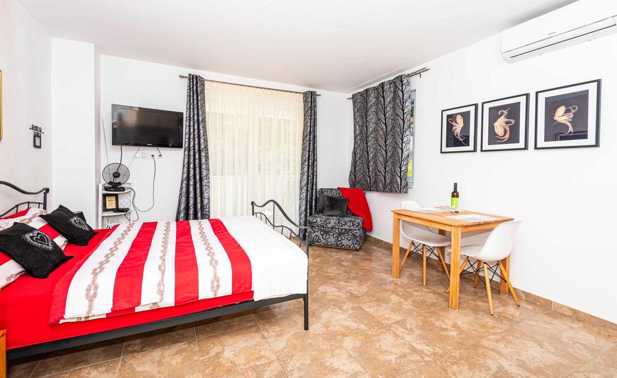 Apartments Veronika Паг Экстерьер фото